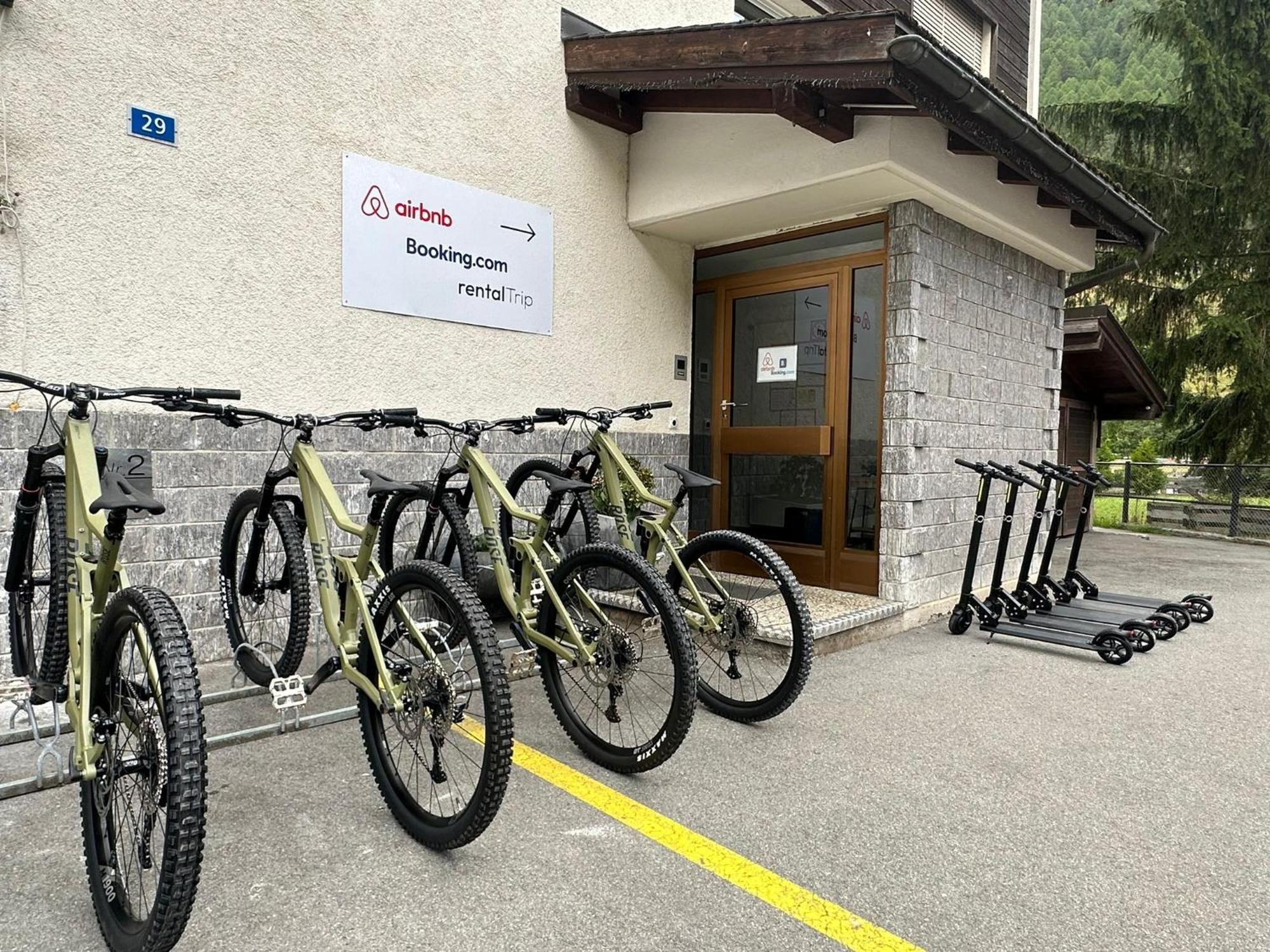 Pure Comfort! Entire Apartment With Abundant Space Near Zermatt With Parking! Täsch Exteriör bild